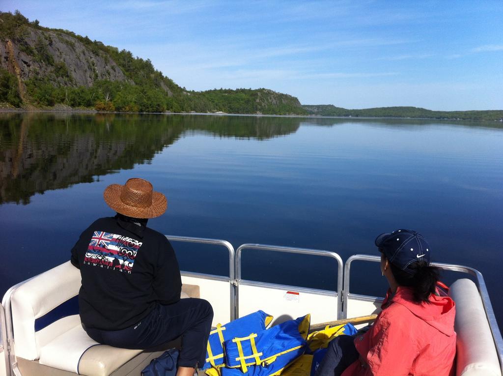 Lake Lauzon Resort Blind River Eksteriør bilde
