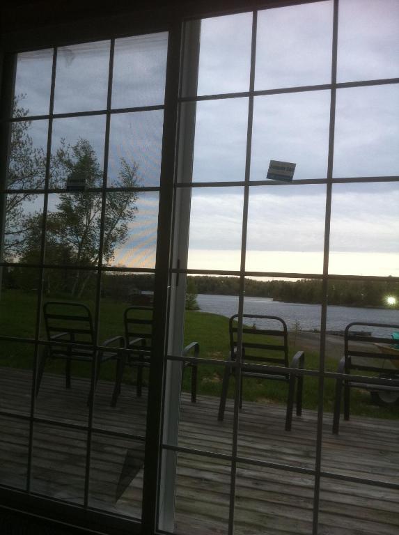 Lake Lauzon Resort Blind River Eksteriør bilde